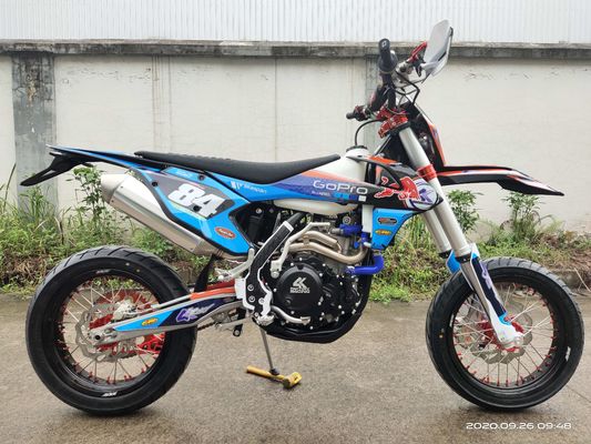 4 велосипеда Supermoto мотоциклов двигателя NC450 супер Motard хода охлаженных водой