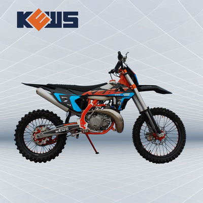 Мотоциклы Enduro два приступа Kews Mlf250 K16 едут на автомобиле Motocross 250CC 2T